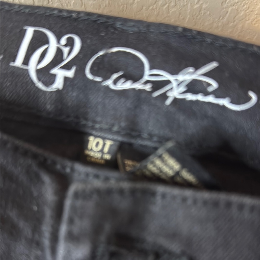 DG2 by Diane Gilman Black Ankle & Cropped Jeans - Picture 3 of 5